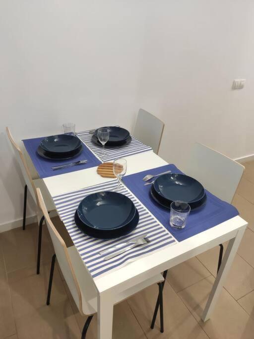 Moderno Apartamento Con Parking,Tarrassa, Barcelona Terrassa Exterior photo