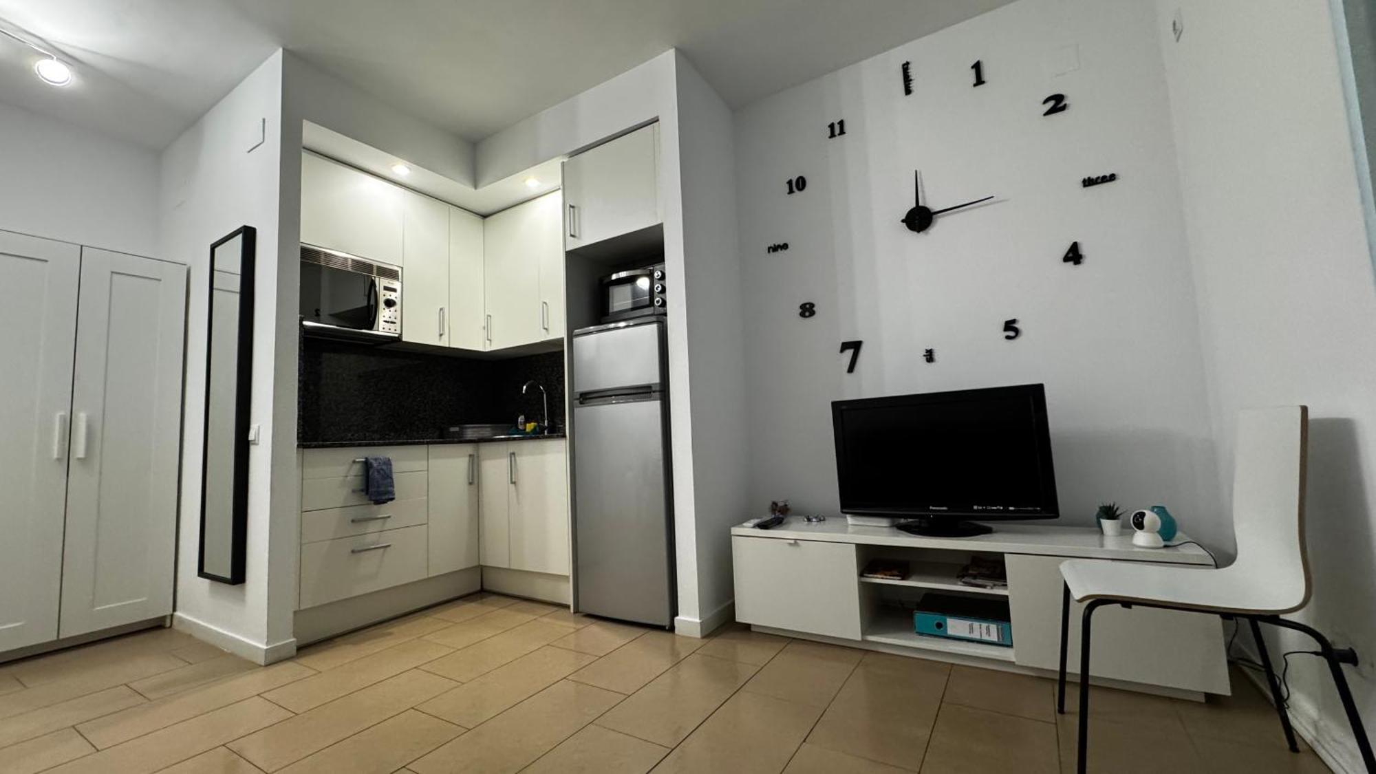 Moderno Apartamento Con Parking,Tarrassa, Barcelona Terrassa Exterior photo